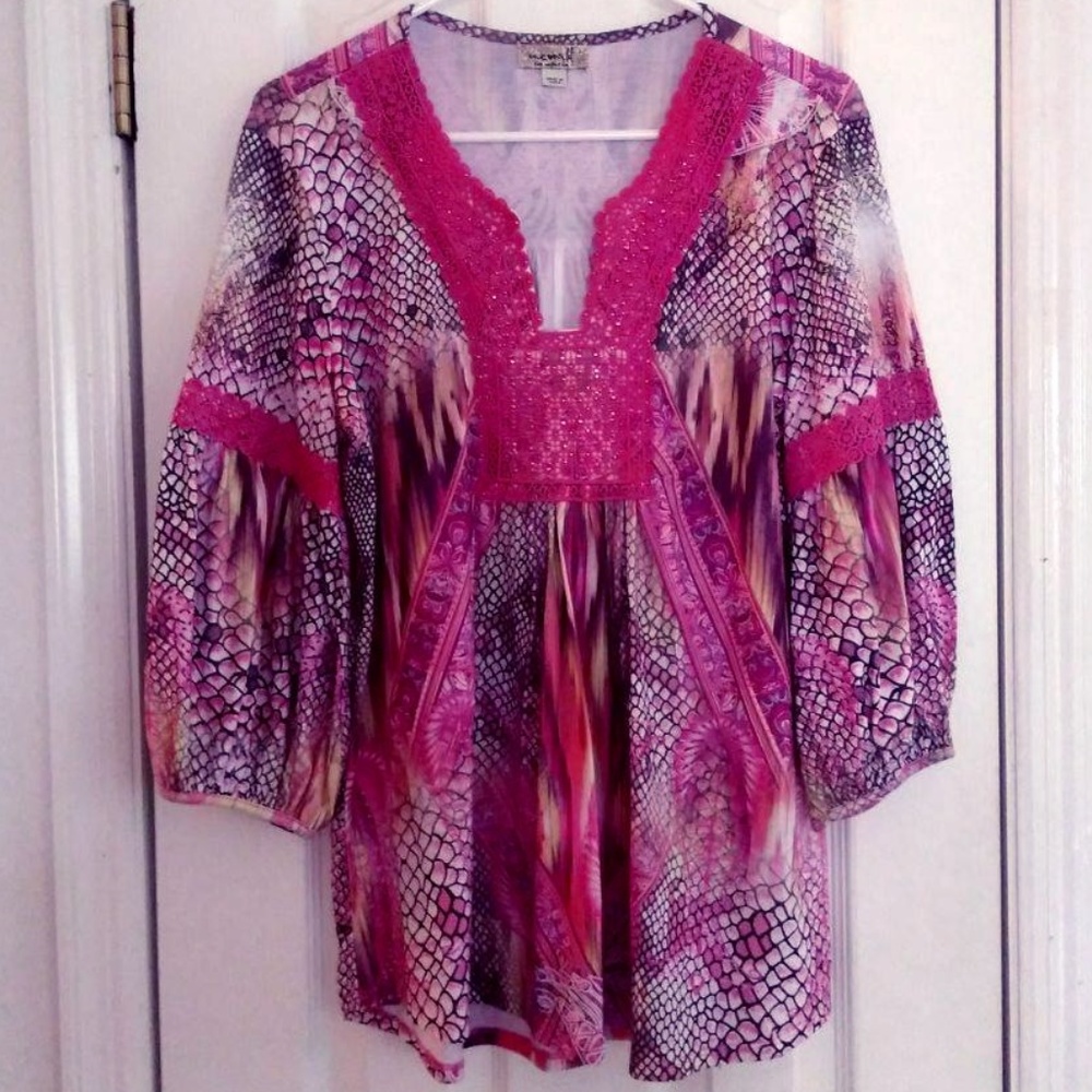 3/4 sleeved Silky Stretch Top